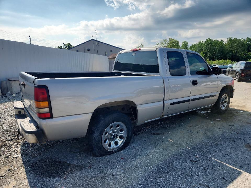 2006 GMC NEW SIERRA C1500 — Фото 3 из 12