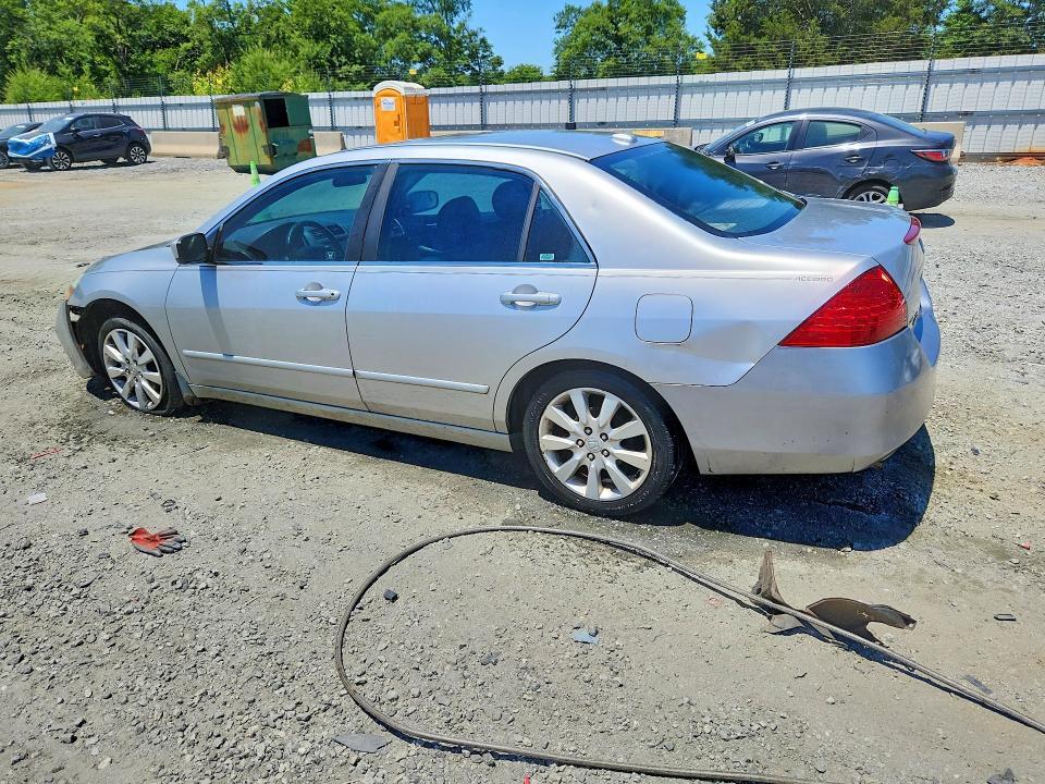 2006 HONDA ACCORD EX — Фото 2 из 12
