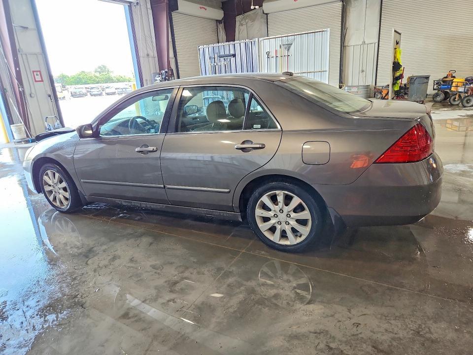 1HGCM665X6A008070 2006 HONDA ACCORD photo no. 2