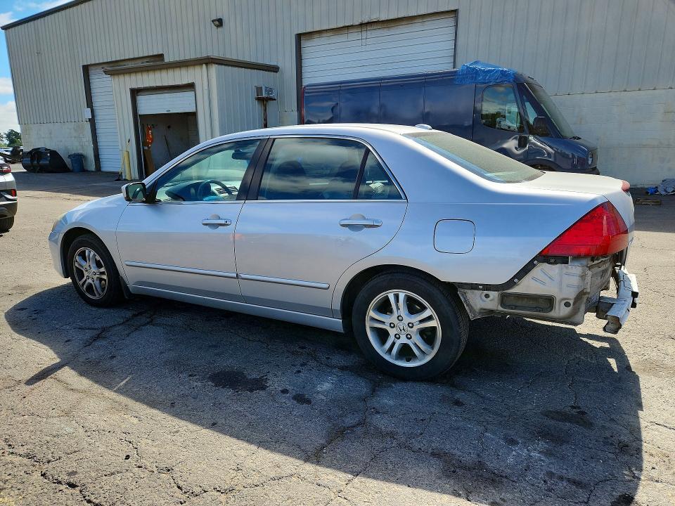 2006 HONDA ACCORD EX — Фото 2 из 12