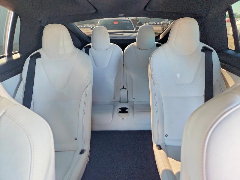 2018 TESLA MODEL X — Фото 10 из 13