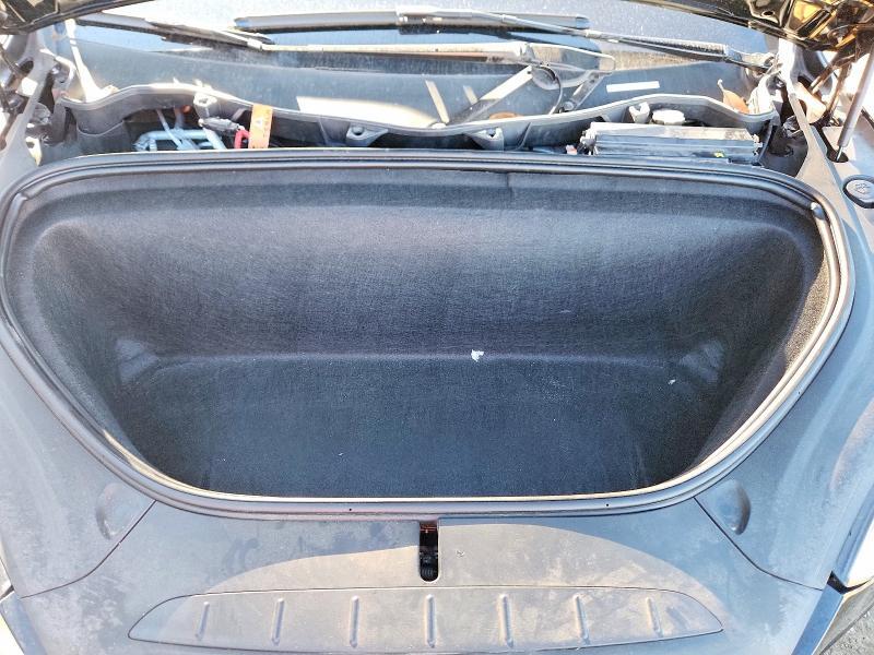 2018 TESLA MODEL X — Фото 12 из 13
