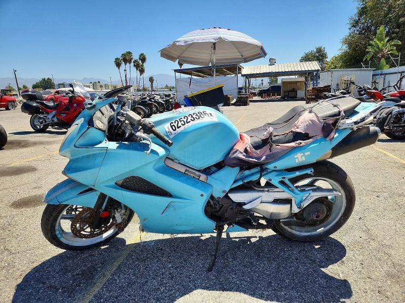 2006 HONDA VFR800 — Фото 3 из 8
