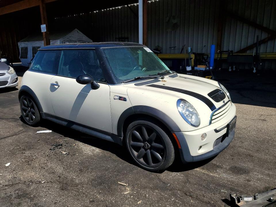 2006 MINI COOPER S — Фото 4 из 12