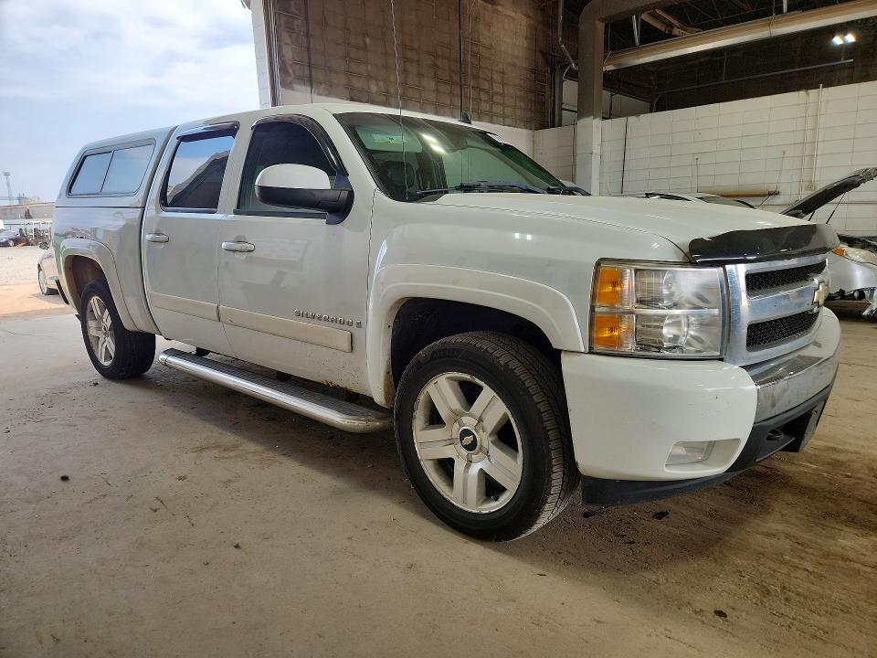 2007 CHEVROLET SILVERADO K1500 CREW CAB — Фото 4 из 12