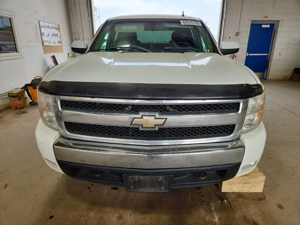 2007 CHEVROLET SILVERADO K1500 CREW CAB — Фото 5 из 12