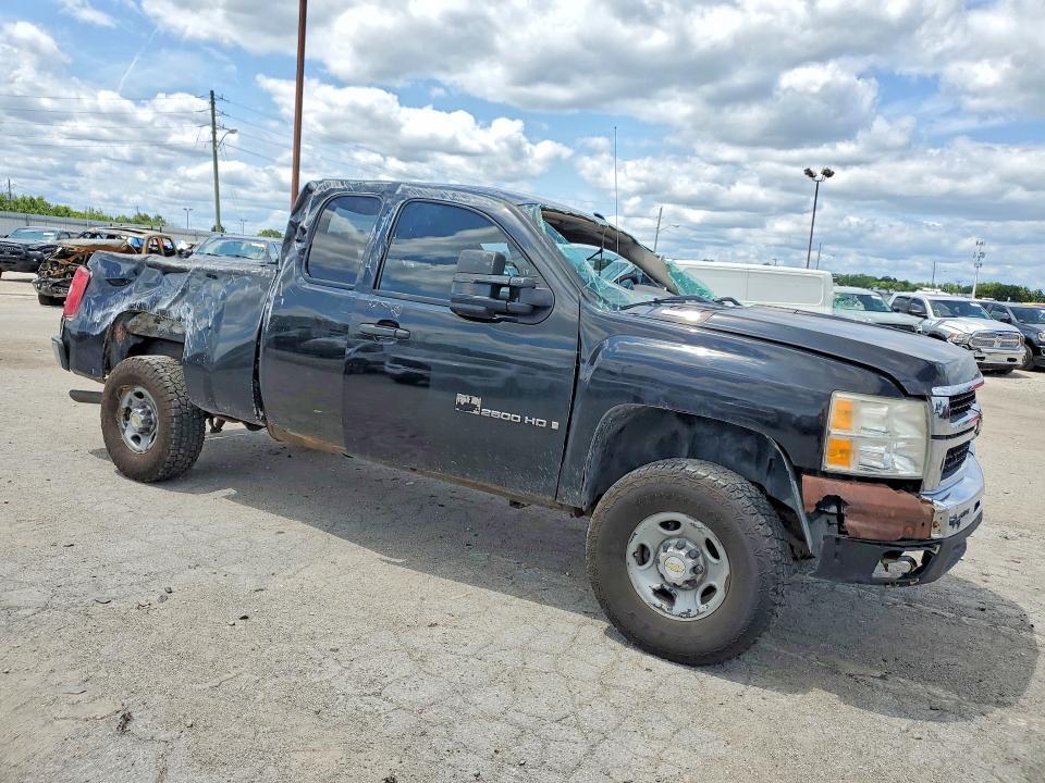 2007 CHEVROLET SILVERADO K2500 HEAVY DUTY — Фото 4 из 13