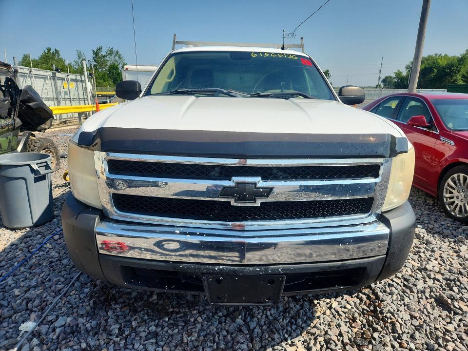 2007 CHEVROLET SILVERADO C1500 CLASSIC — Фото 5 из 12