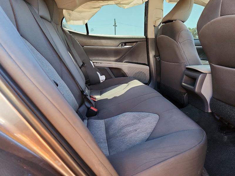 2018 TOYOTA CAMRY LE — Фото 10 из 13