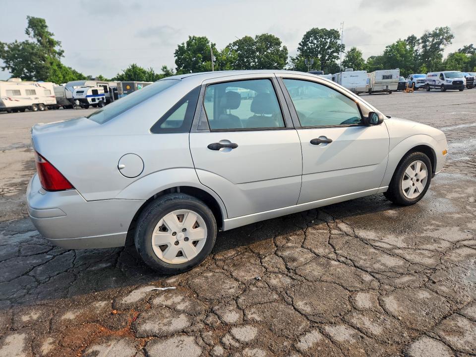 1FAHP34N87W210879 2007 FORD FOCUS photo no. 3