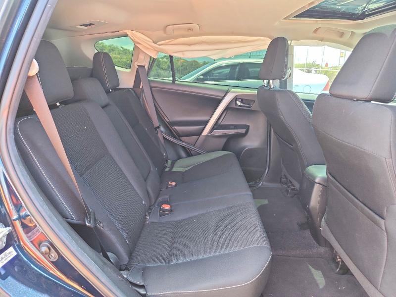 2018 TOYOTA RAV4 XLE — Фото 11 из 13