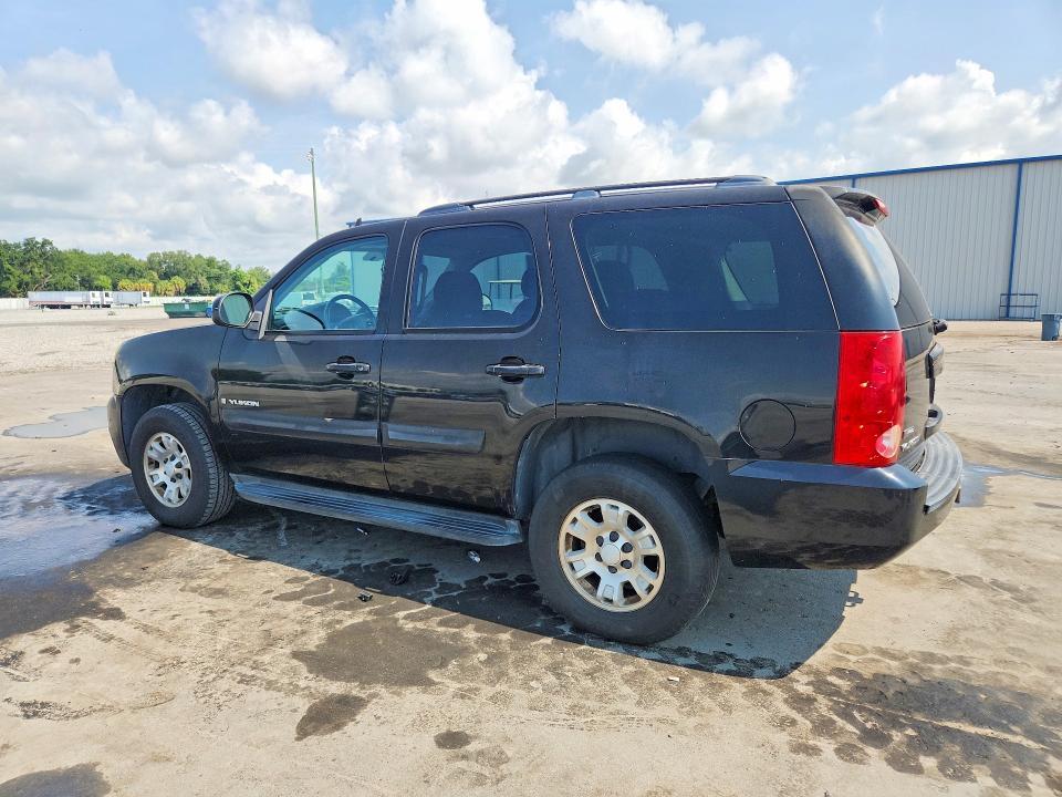 2007 GMC YUKON — Фото 2 из 14