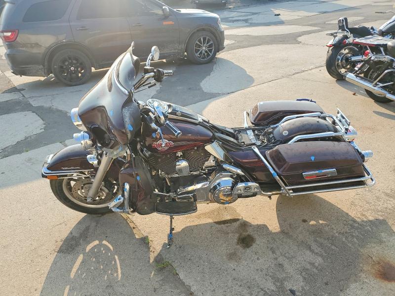 1HD1FC41X7Y650469 2007 HARLEY-DAVIDSON FLHTCUI photo no. 3