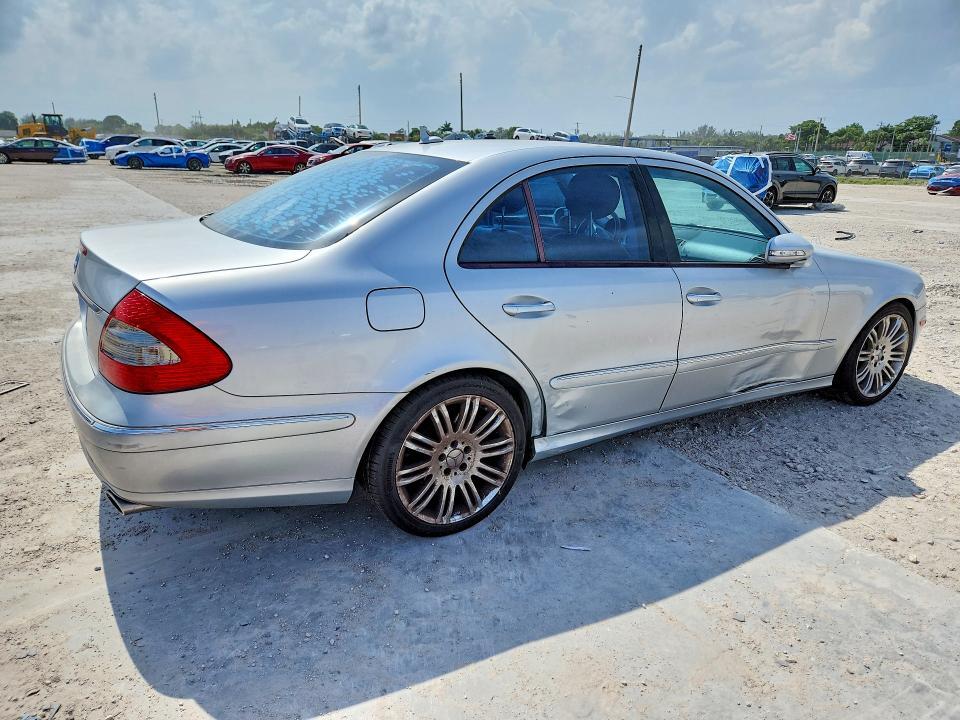 WDBUF56X77B114088 2007 MERCEDES-BENZ E photo no. 3
