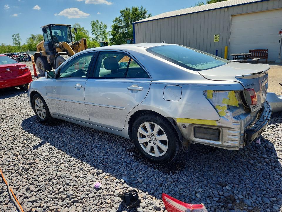 2007 TOYOTA CAMRY XLE — Фото 2 из 13