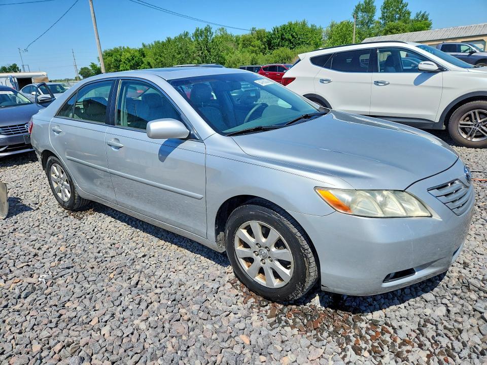 2007 TOYOTA CAMRY XLE — Фото 4 из 13