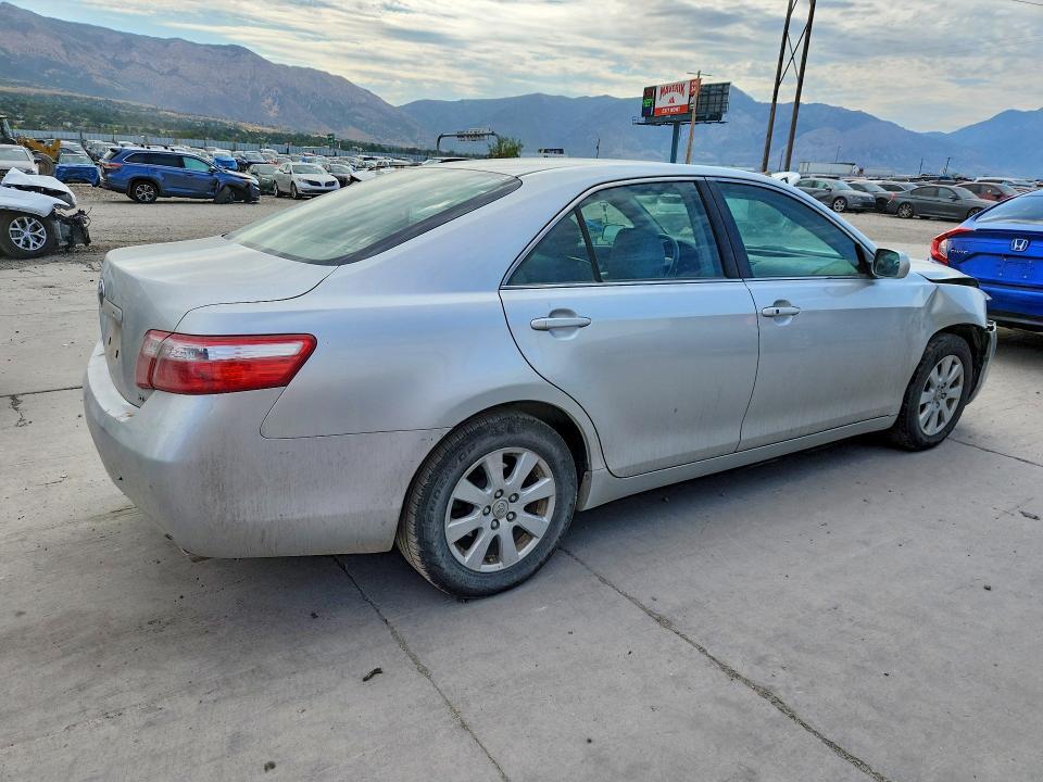 2007 TOYOTA CAMRY XLE V6 — Фото 3 из 12