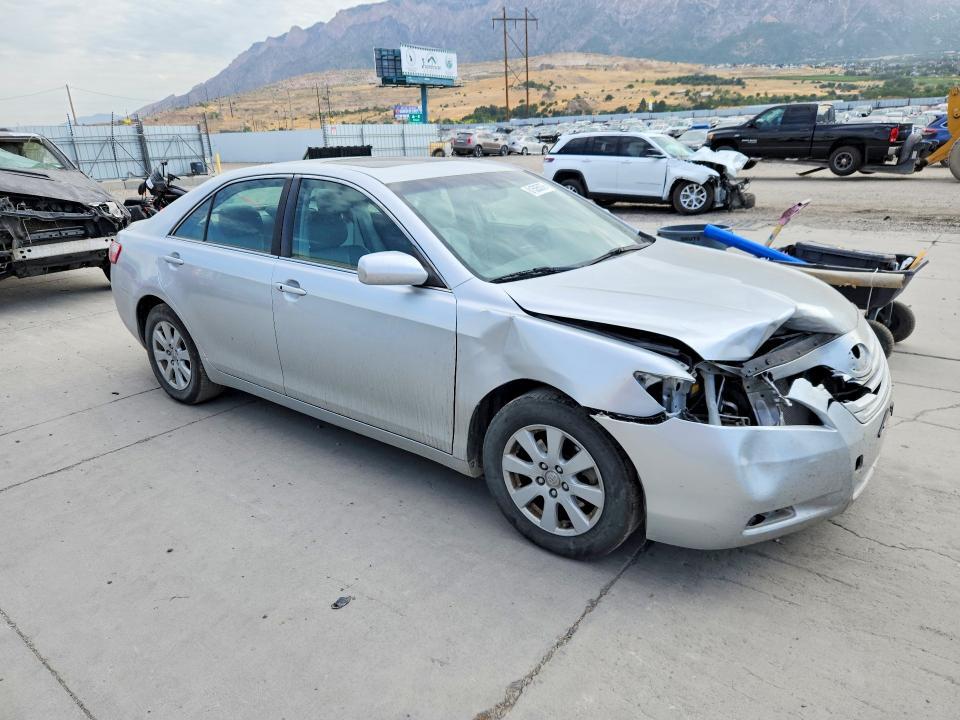 2007 TOYOTA CAMRY XLE V6 — Фото 4 из 12