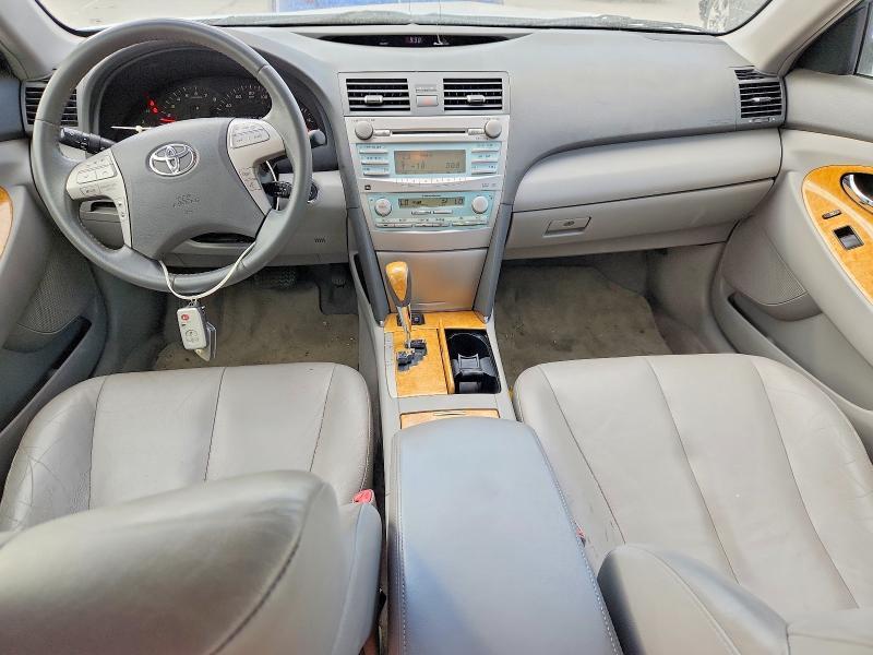 2007 TOYOTA CAMRY XLE V6 — Фото 8 из 12