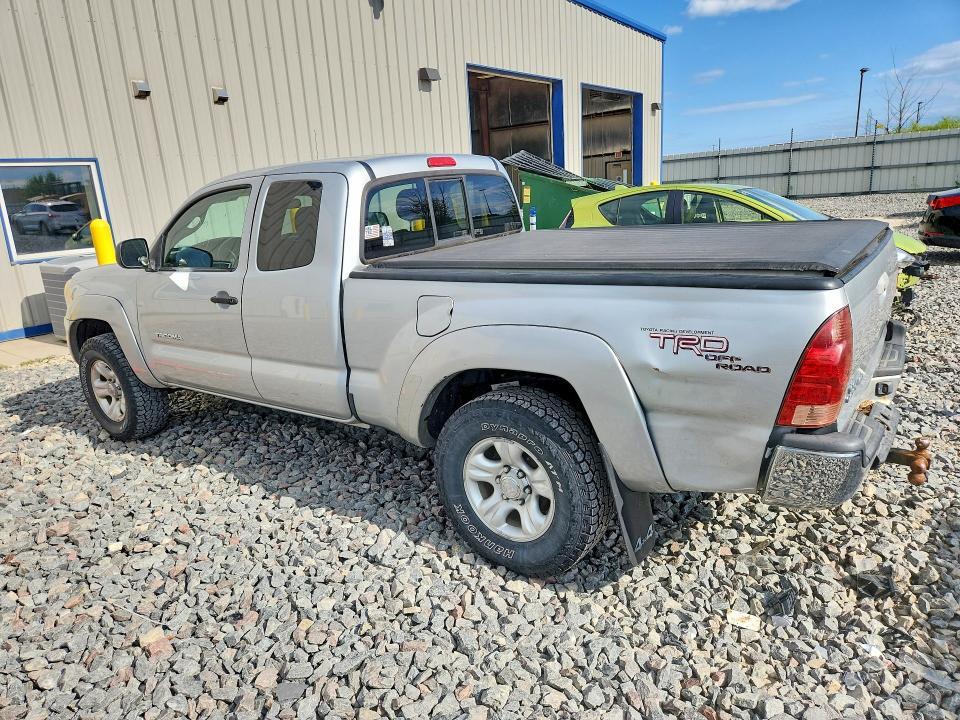 2007 TOYOTA TACOMA V6 — Фото 2 из 12