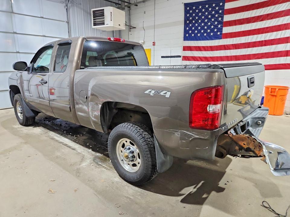 2008 CHEVROLET SILVERADO K2500 HEAVY DUTY — Фото 2 из 12