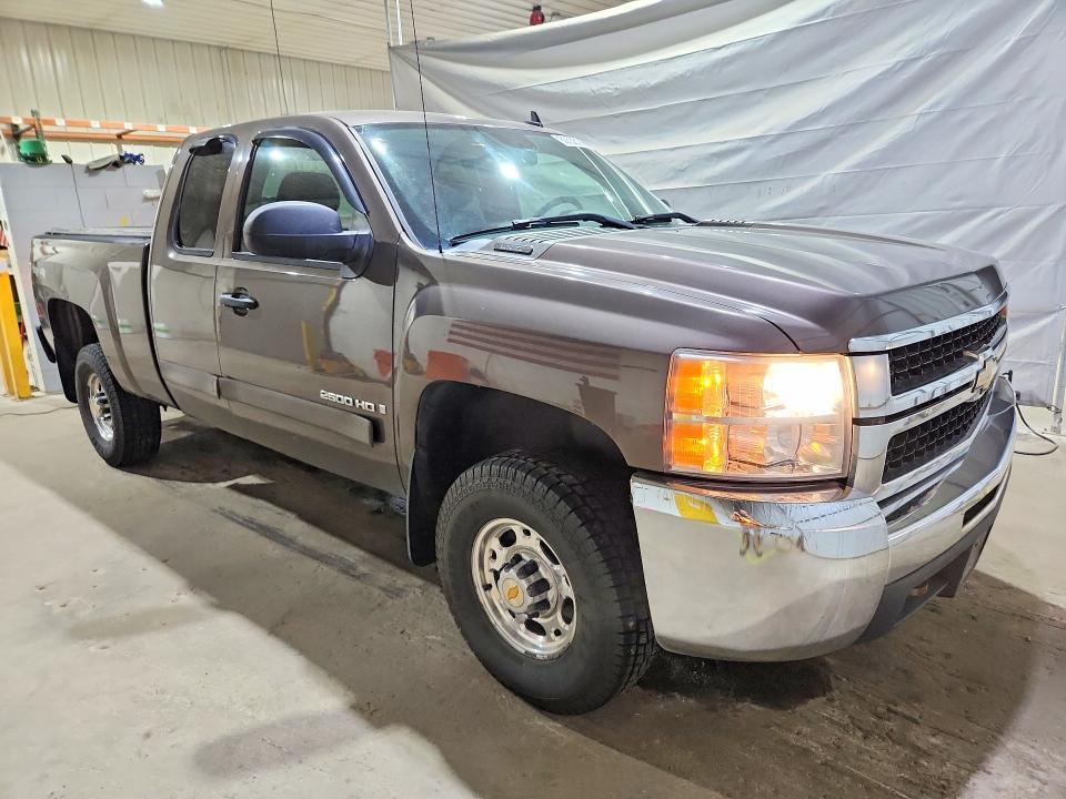 2008 CHEVROLET SILVERADO K2500 HEAVY DUTY — Фото 4 из 12