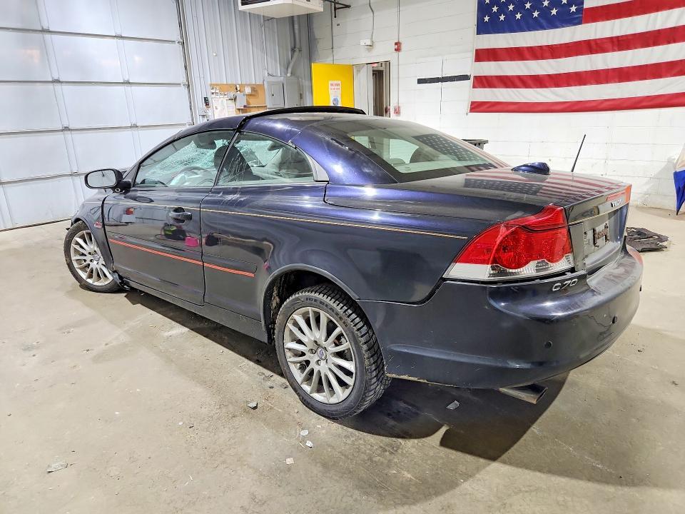 2008 VOLVO C70 T5 — Фото 2 из 12