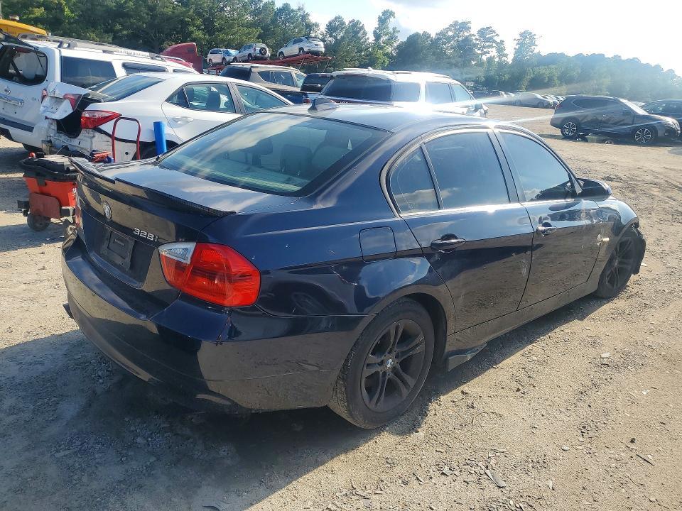 WBAVA37528NL19529 2008 BMW 328I photo no. 3