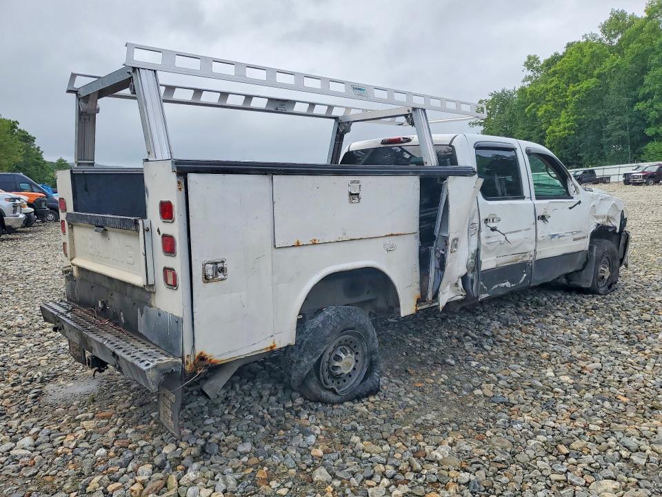 2008 CHEVROLET SILVERADO K2500 HEAVY DUTY — Фото 3 из 12