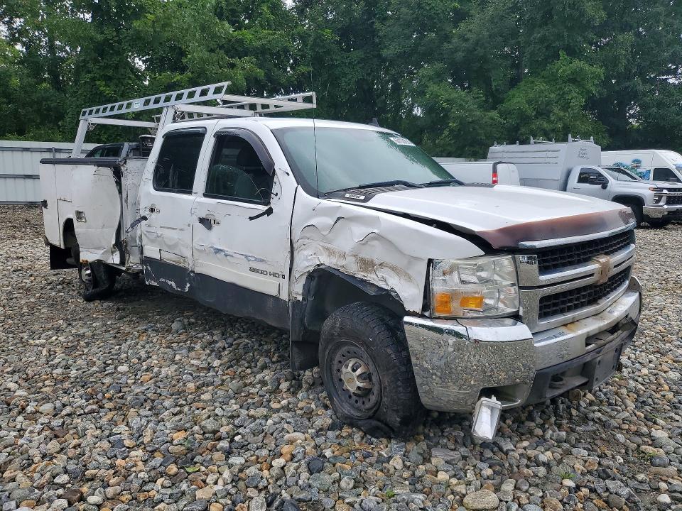 2008 CHEVROLET SILVERADO K2500 HEAVY DUTY — Фото 4 из 12