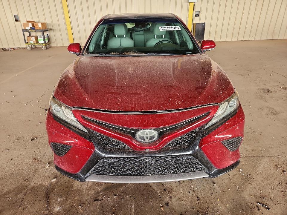 2018 TOYOTA CAMRY XSE V6 — Фото 5 из 12