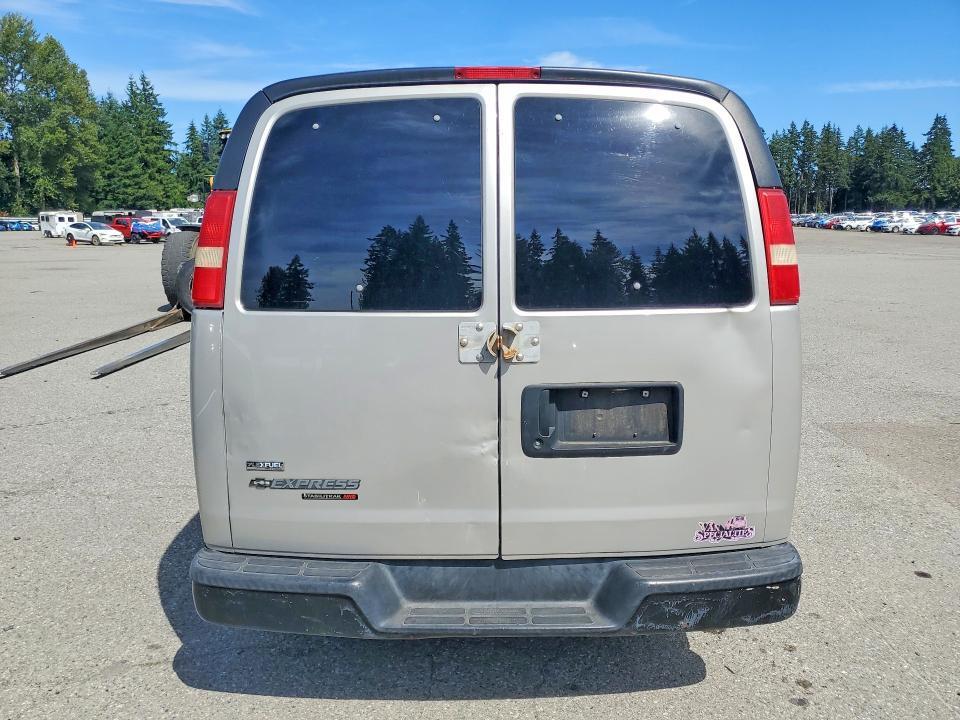 2008 CHEVROLET EXPRESS G1500 — Фото 6 из 14