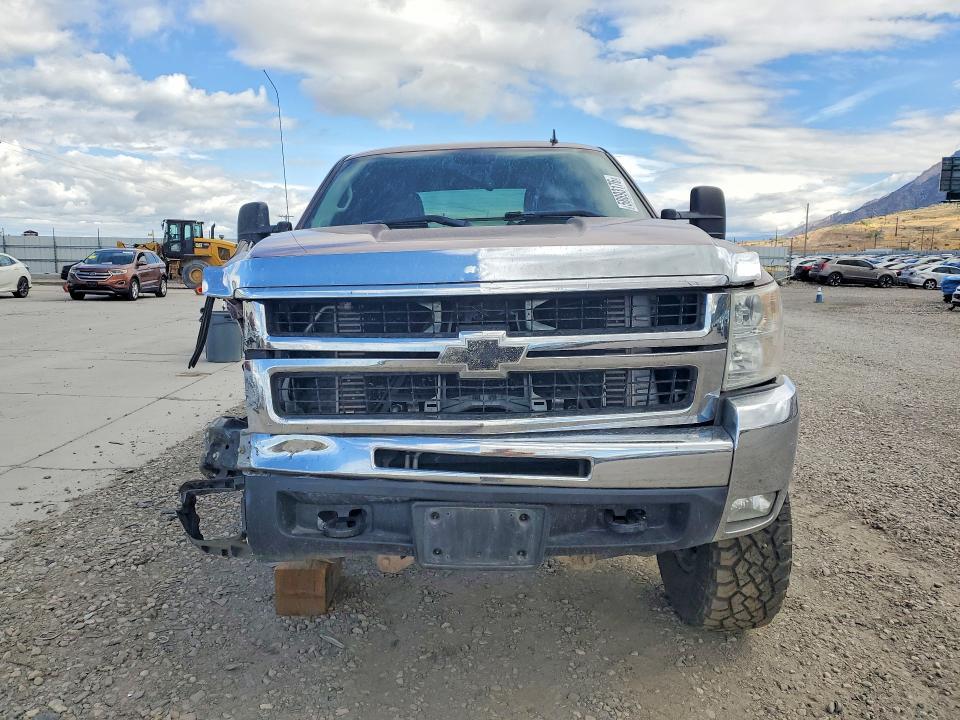 2008 CHEVROLET SILVERADO K2500 HEAVY DUTY — Фото 5 из 12