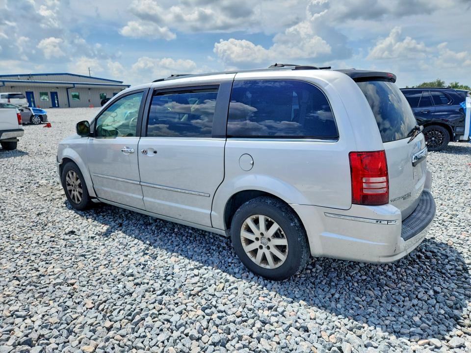 2008 CHRYSLER TOWN & COUNTRY LIMITED — Фото 2 из 13