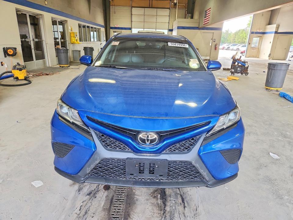 2018 TOYOTA CAMRY SE — Фото 5 из 12