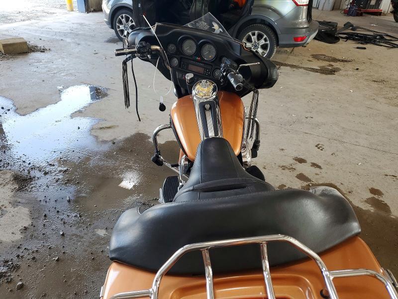 1HD1FC4408Y603205 2008 HARLEY-DAVIDSON FLHTCUI photo no. 6