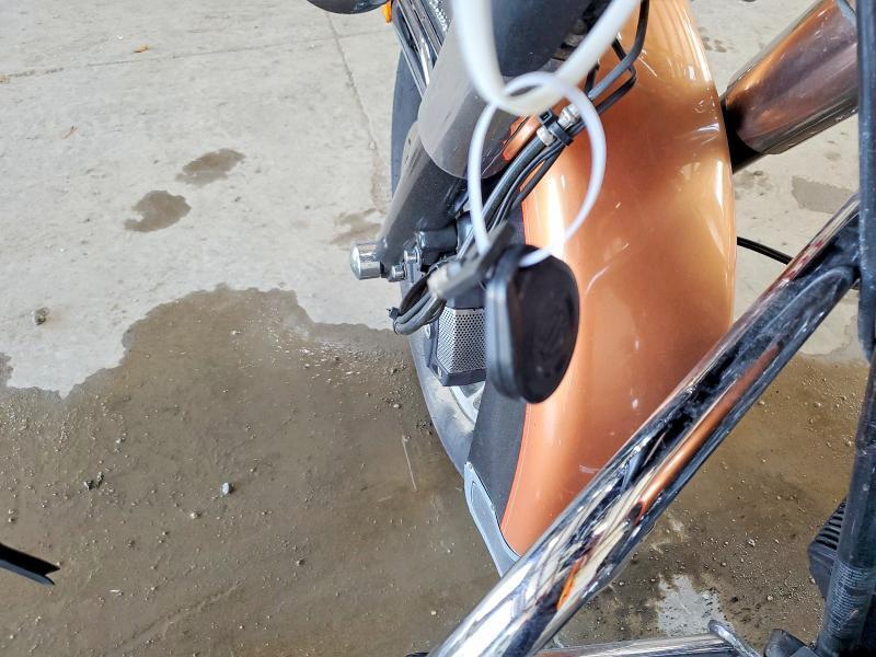 1HD1FC4408Y603205 2008 HARLEY-DAVIDSON FLHTCUI photo no. 8