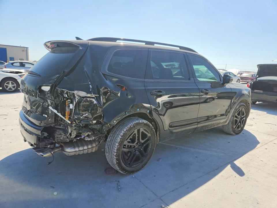 2025 KIA TELLURIDE SX-PRESTIGE X-LINE — Фото 3 из 13