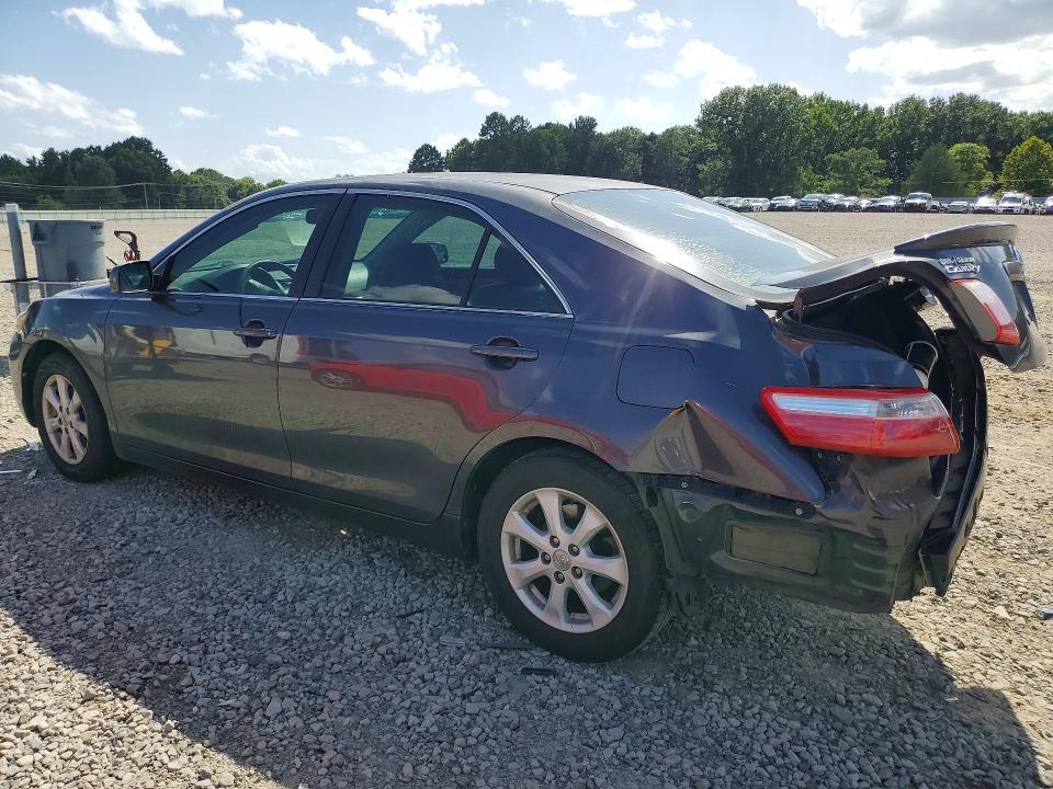 2008 TOYOTA CAMRY LE — Фото 2 из 12