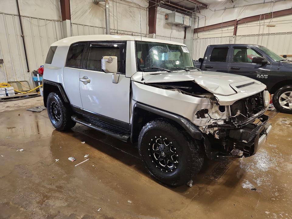 2008 TOYOTA FJ CRUISER BASE — Фото 4 из 14