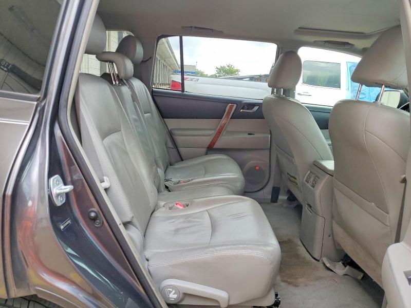 2008 TOYOTA HIGHLANDER LIMITED — Фото 11 из 13