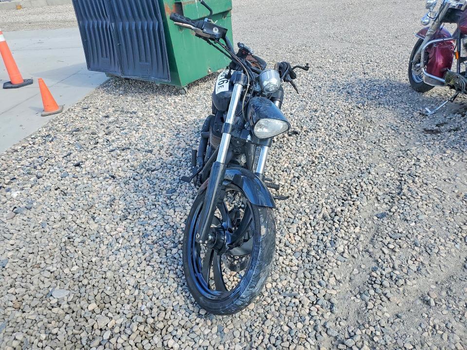 5VPAB26D283000663 2008 VICTORY MOTORCYCLES VEGAS photo no. 2