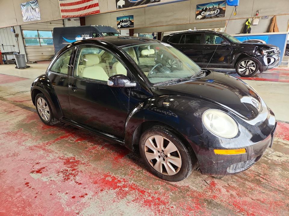 2008 VOLKSWAGEN NEW BEETLE S — Фото 4 из 12