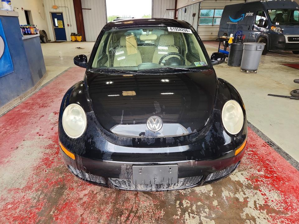 2008 VOLKSWAGEN NEW BEETLE S — Фото 5 из 12