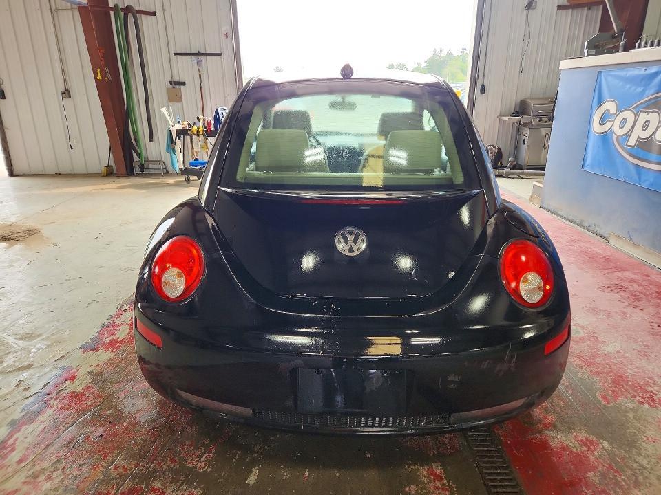 2008 VOLKSWAGEN NEW BEETLE S — Фото 6 из 12