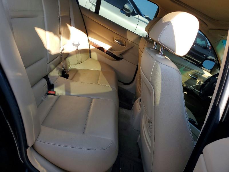 2009 BMW 328 I — Фото 10 из 12