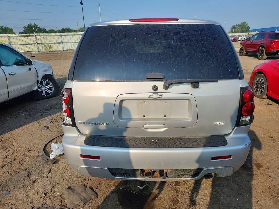 2009 CHEVROLET TRAILBLAZER SS — Фото 6 из 13