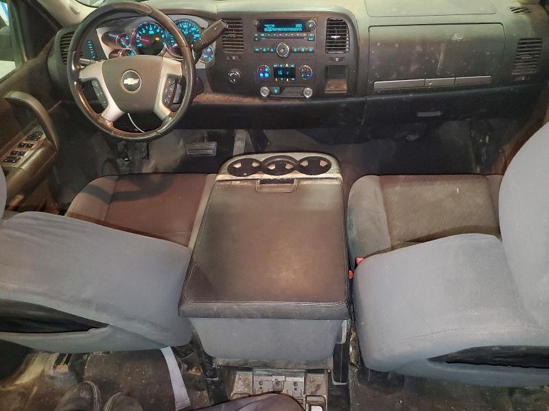 2009 CHEVROLET SILVERADO K1500 LT — Фото 8 из 12