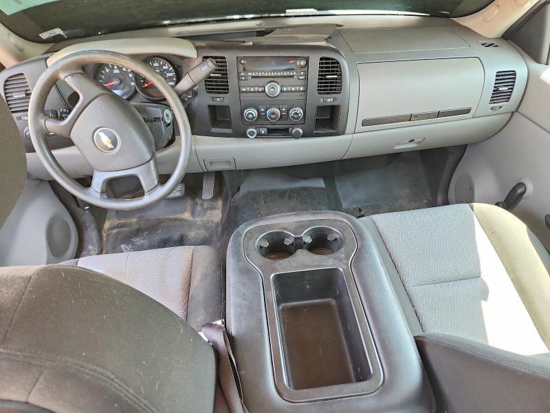 2009 CHEVROLET SILVERADO C1500 — Фото 8 из 13