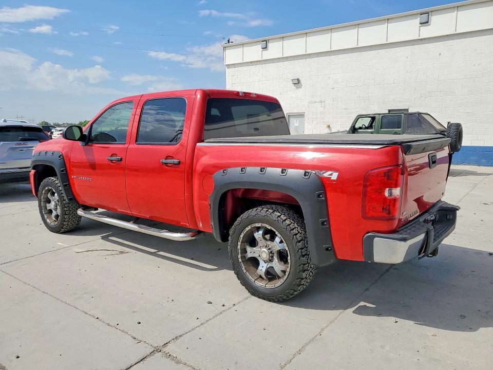 2009 CHEVROLET SILVERADO K1500 LT — Фото 2 из 12